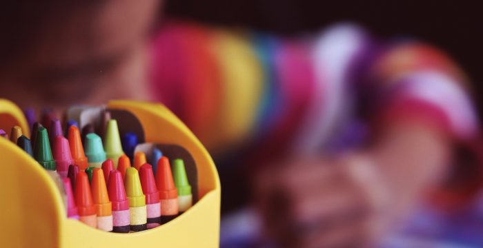 crayons-1209804_1920
